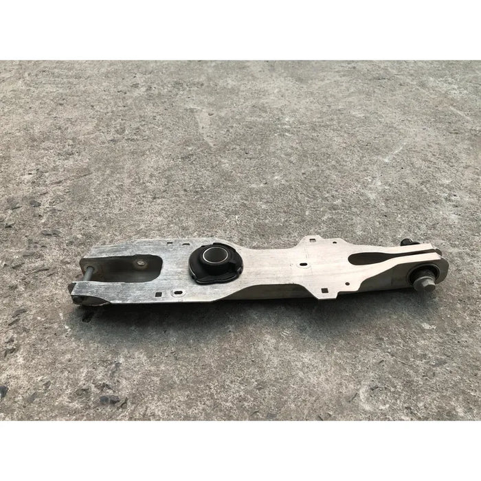 Horquilla Trasera Derecha Ford Escape 2020 2021 2022 2023 2024 Motor 1.5, Original