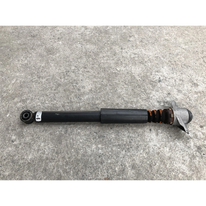 Amortiguador Trasero Izquierdo Para Volkswagen Passat 2012, 2013, 2014, 2015, 2016, 2017, 2018, 2019, 2020, 2021 Motor 2.0 Original