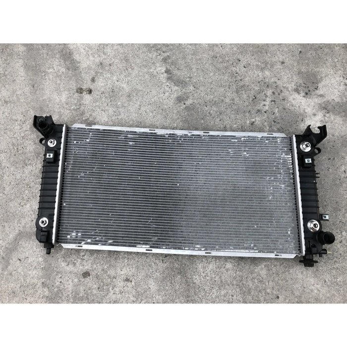 Radiador Original Para Yukon 2015, 2016, 2017, 2018 Motor 6.2