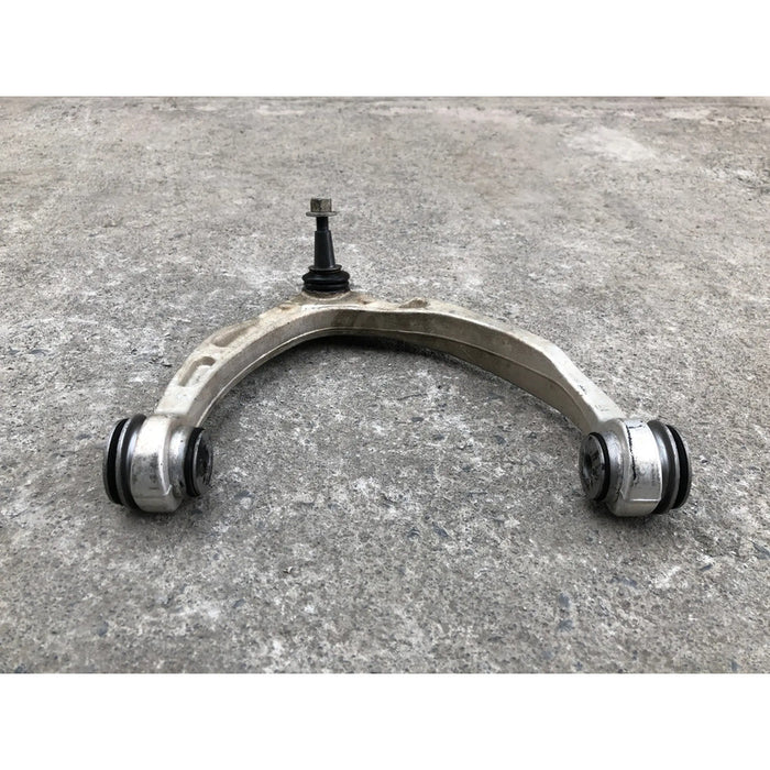Horquilla Delantera Derecha Superior Tahoe 2015 2016 2017 2018 2019 2020 Motor 5.3