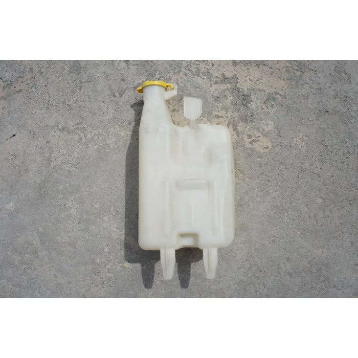 Deposito Limpia Parabrisas Para Dodge Ram 2004-2005 - Motor 5.7 Litros, V8 Hemi - Original