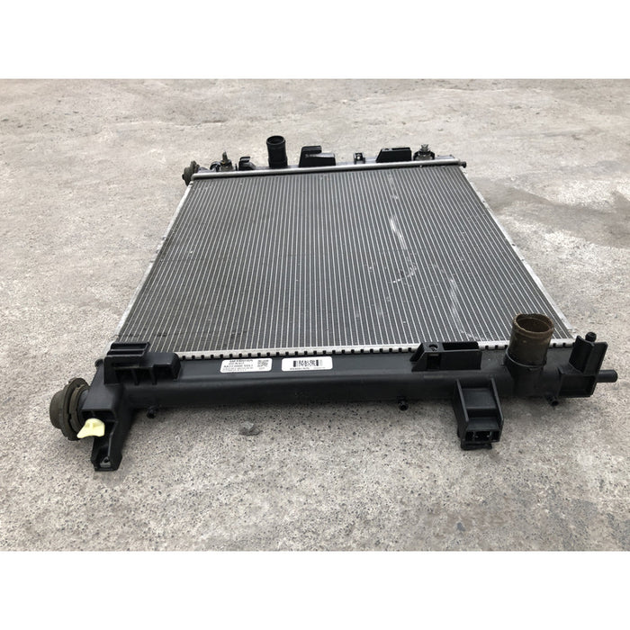 Radiador Original Para Camaro 2016 Al 2020 Motor 3.6