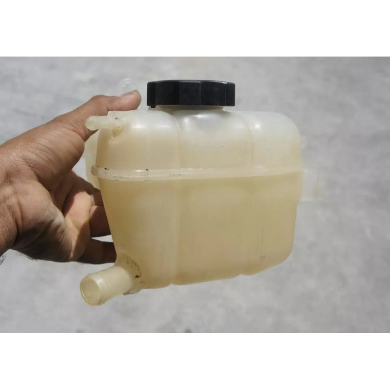 Deposito Agua Radiador Para Chevrolet Malibu 2013, 2014, 2015 - Motores 2.0 & 2.5 Litros, Tambien Para Srx 2010, 2011, 2012, 2013, 2014, 2015, 2016 - Motor 3.6 Litros - Original