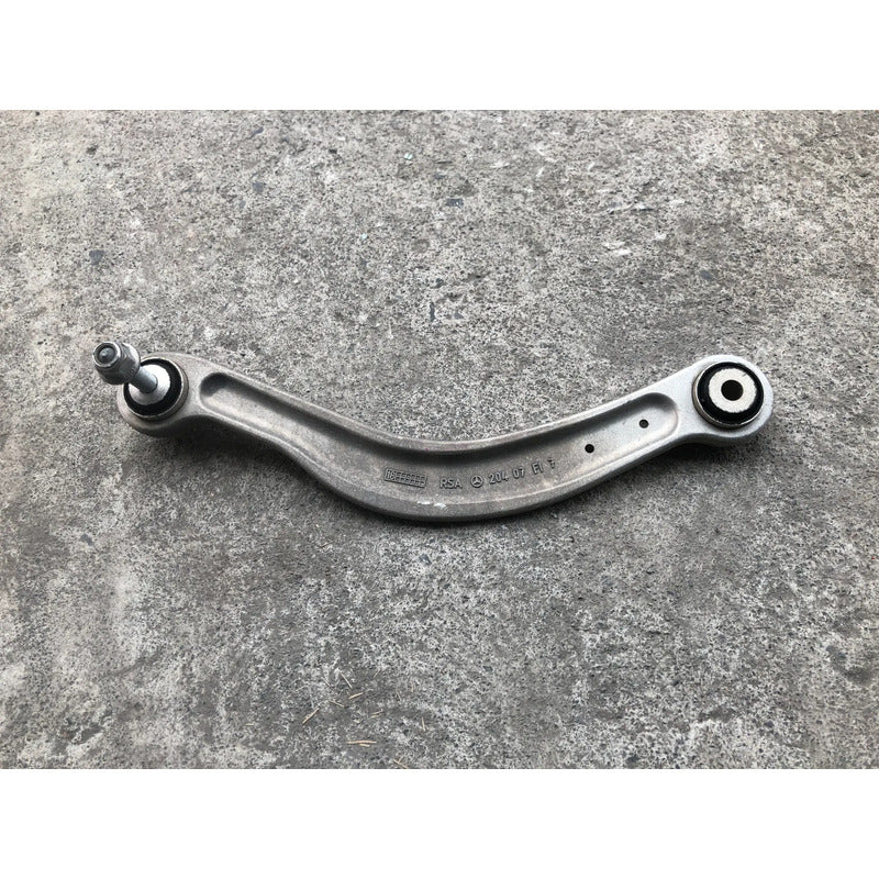Tirante Trasero Izquierdo Superior Para Mercedes Benz C300 2015, 2016, 2017, 2018, 2019, 2020, 2021, 2022, 2023, 2024, 2025 (motor 2.0 Litros) Original