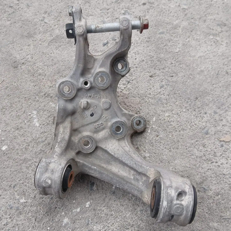 Mango Trasero Derecho Original Para Honda Civic Sedan 2006, 2007, 2008, 2009, 2010, 2011 Motor 1.8 Gris