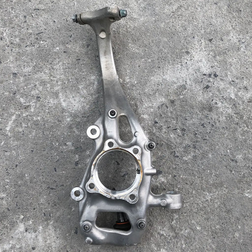 Mango Delantero Derecho Para Audi A4 2017, 2018, 2019, 2020, 2021, 2022, 2023, 2024 - Motor 2.0 Litros, 4 Cilindros - Original