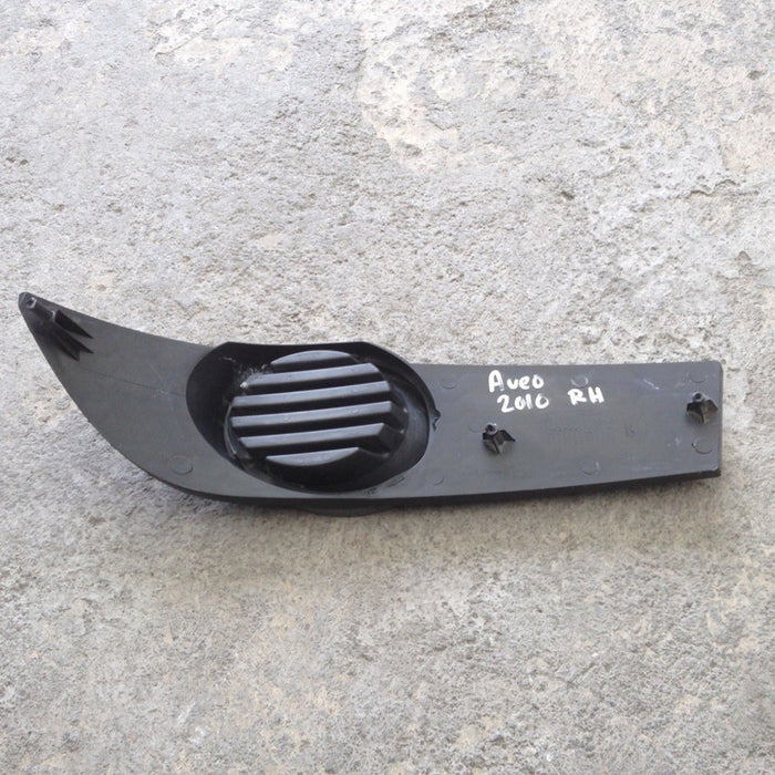 Parrilla Derecha Original Chevrolet Aveo 2009 2010 2011