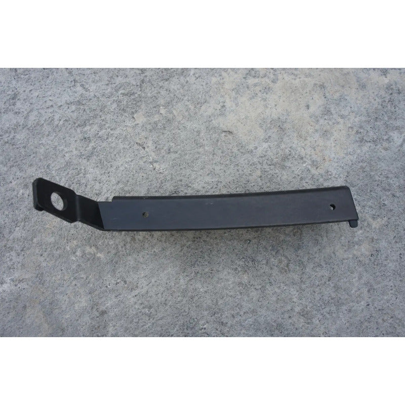 Guia Defensa Delantera Izquierda Para Chevrolet Chevy 2004, 2005, 2006, 2007, 2008
