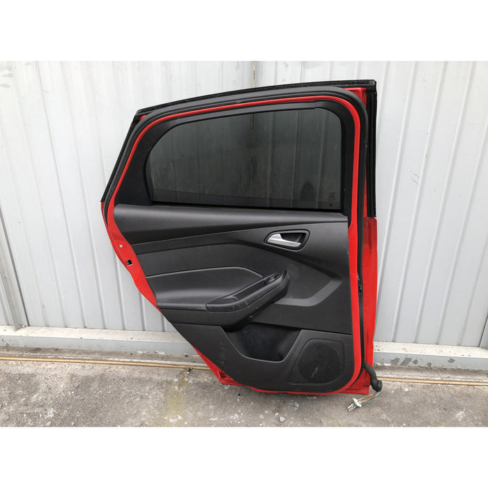Puerta Trasera Izquierda Para Ford Focus 2012 - 2018 Roja