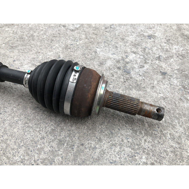 Junta Homocinetica Delantera Izquierda Para Nissan Rogue 2014, 2015, 2016, 2017, 2018, 2019 Motor 2.5 - Original Oem