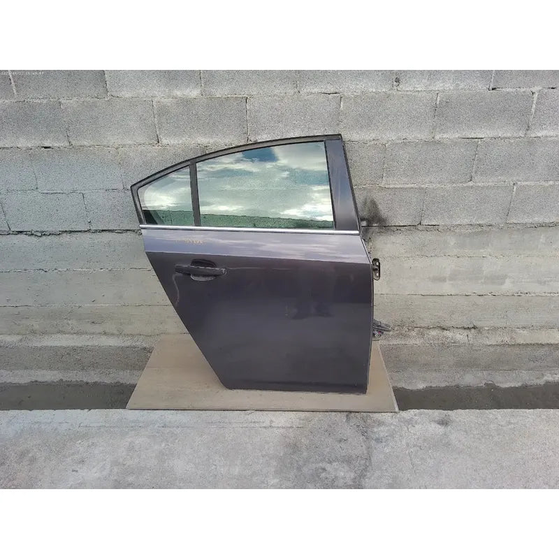 Puerta Trasera Derecha Para Chevrolet Cruze 2011, 2012, 2013, 2014, 2015 Trasera Derecho Plateado
