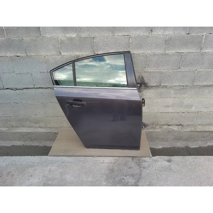 Puerta Trasera Derecha Para Chevrolet Cruze 2011, 2012, 2013, 2014, 2015 Trasera Derecho Plateado