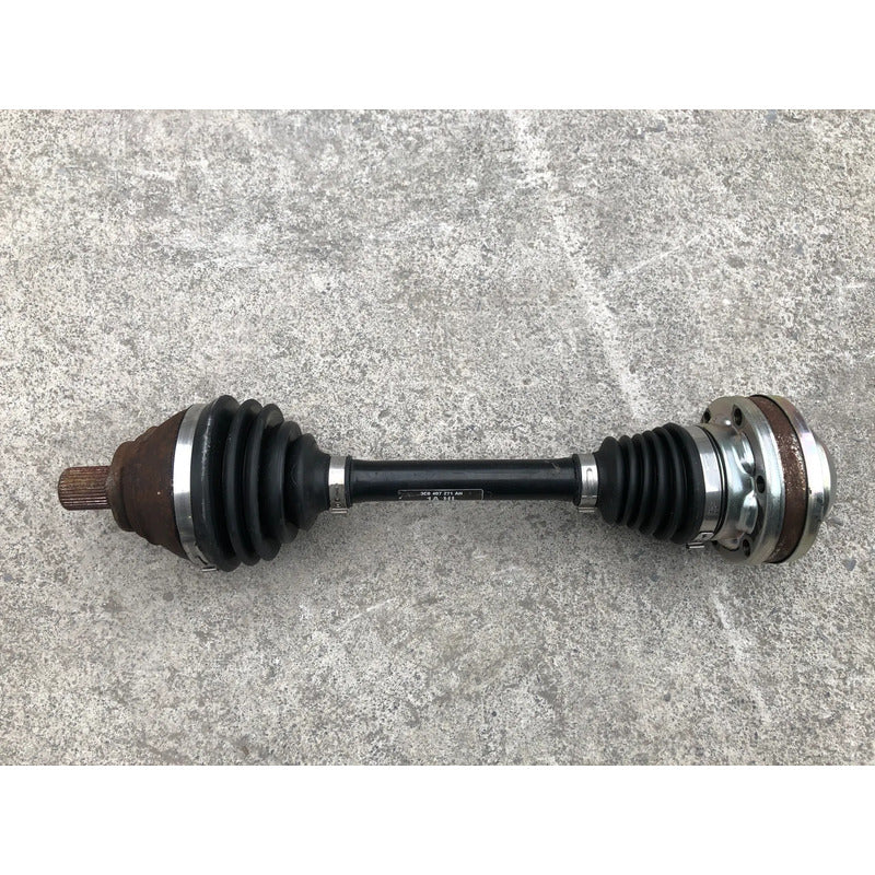 Junta Homocinetica Delantera Izquierda Para Volkswagen Cc 2009, 2010, 2011, 2012 Motor 2.0 Original