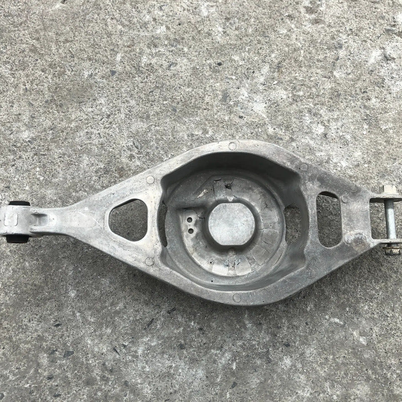 Horquilla Trasera Derecha Inferior Para Nissan Maxima 2009, 2010, 2011, 2012, 2013, 2014 Motor 3.5