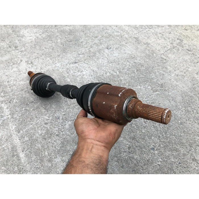 Junta Homocinetica Frontal Izquierda Para Nissan Rogue 2014, 2015, 2016, 2017, 2018, 2019 Motor 2.5 - Original