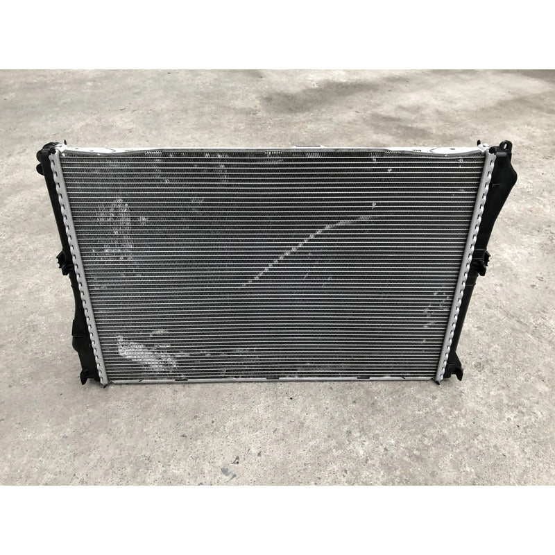 Radiador Original Para Mercedes Benz C300 2019, 2020, 2021 (motor 2.0 Litros)