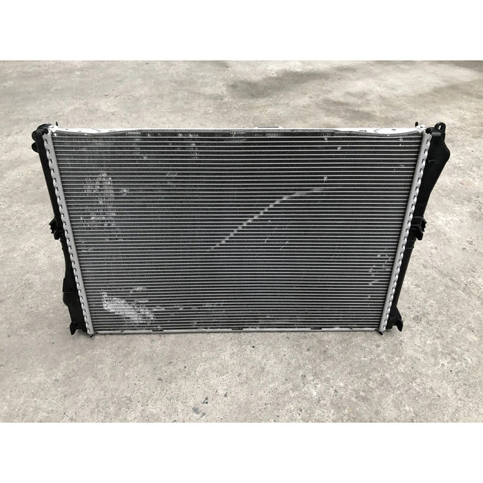 Radiador Original Para Mercedes Benz C300 2019, 2020, 2021 (motor 2.0 Litros)