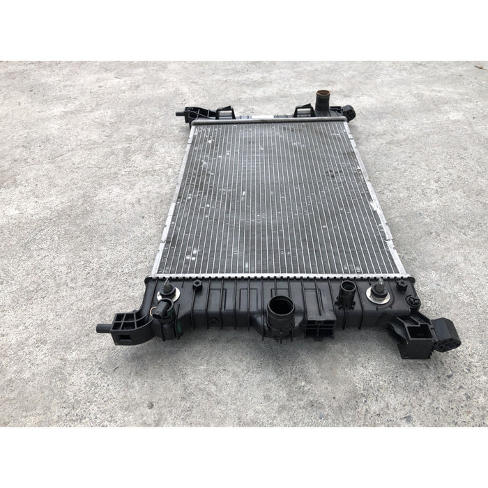 Radiador Original Para Sonic 2012 Al 2018 Motor 1.8