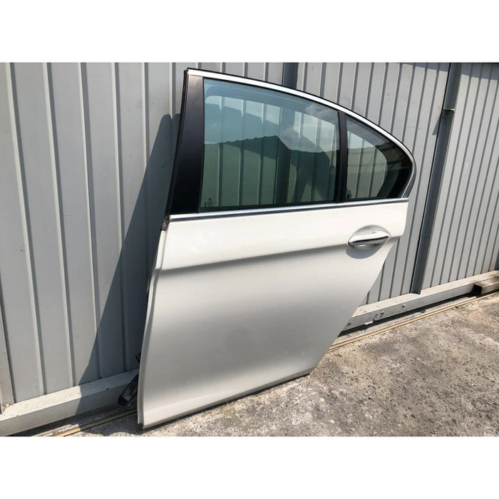 Puerta Trasera Izquierda Para Bmw 535i, Serie 5 2011, 2012, 2013 - Original Trasera Izquierdo Blanco