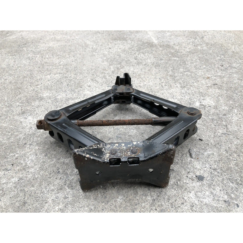 Gato De Tijera Para Ford Focus 2012 Al 2018 (con Unicel)