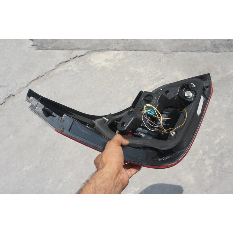 Calavera Derecha Original Para Bmw 535i 2008, 2009, 2010 Rojo