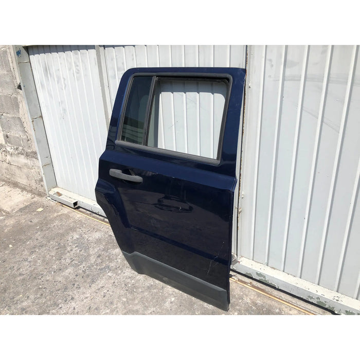 Puerta Trasera Derecha Original Jeep Patriot 2007 2008 2009 2010 2011 2012 2013 2014 2015 2016 2017 Manual Trasera Derecho Azul