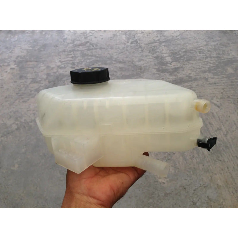 Deposito De Anticongelante Para Ford Fiesta 2011, 2012, 2013, 2014, 2015, 2016, 2017, 2018, 2019 (original)