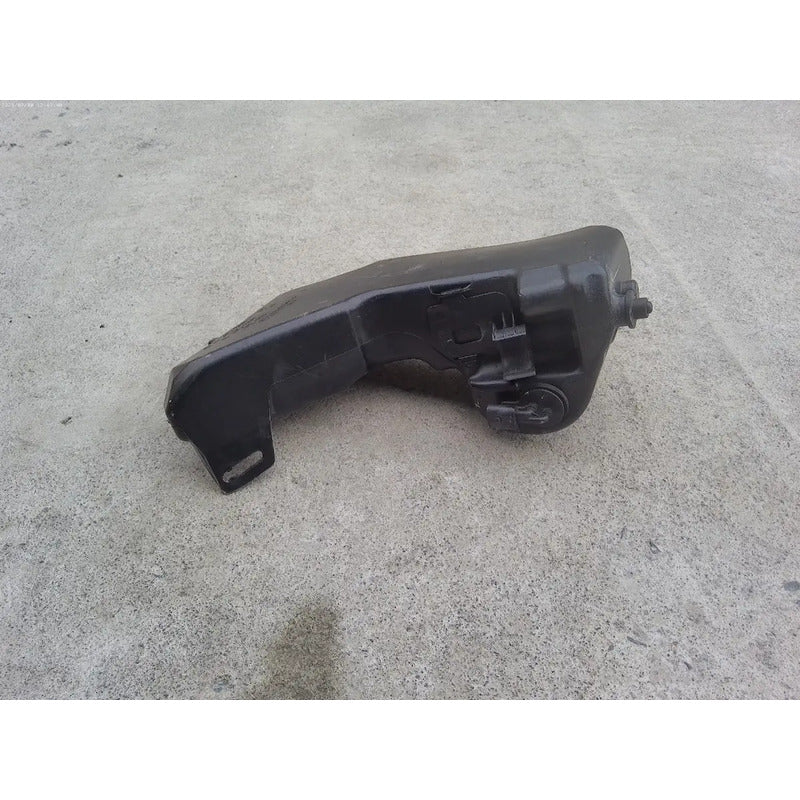 Deposito Limpia Parabrisas Original Para Mercedes Benz C300 2015, 2016, 2017, 2018 (motor 2.0 Litros)