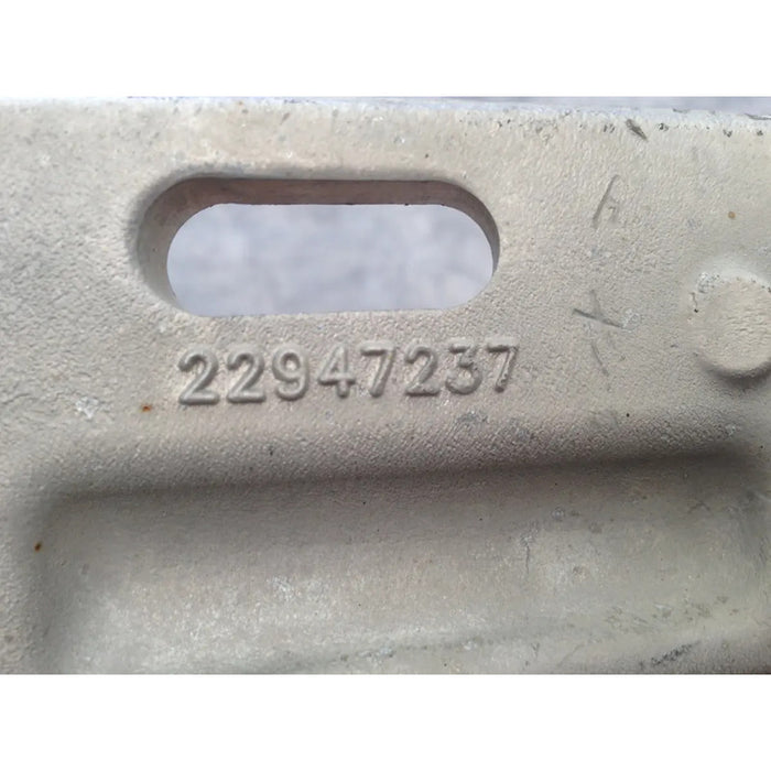Base De Tirante Trasero Izquierdo Para Chevrolet Malibu 2016, 2017, 2018, 2019, 2020, 2020, 2021 - Original