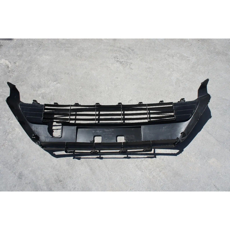 Parrilla Inferior Delantera Para Toyota Yaris 2016-2017 - Original Mate