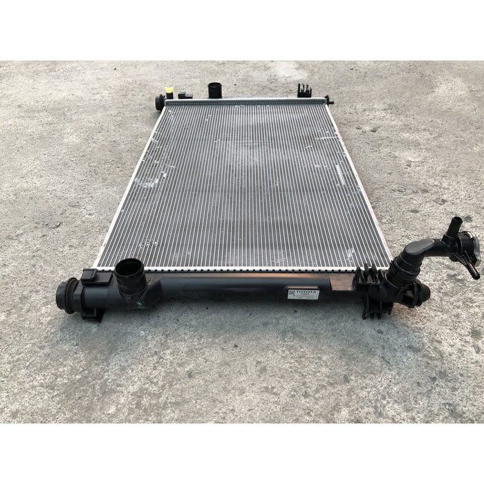 Radiador Original Para Toyota Camry 2018 Al 2023 Motor 2.5