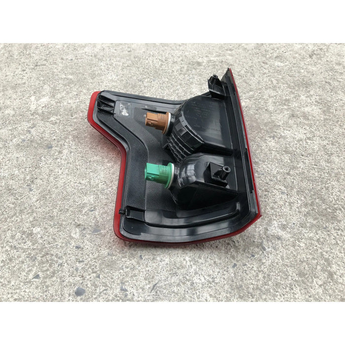 Calavera Derecha Para Ford Lobo, F150 2015, 2016, 2017 Original Derecho/pasajero Rojo