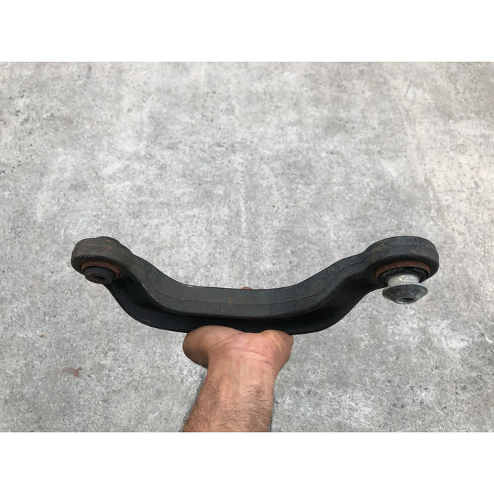 Tirante Trasero Izquierdo Superior Para Ford Mustang 2015, 2016, 2017, 2018, 2019, 2020, 2021, 2022, 2023 - Original