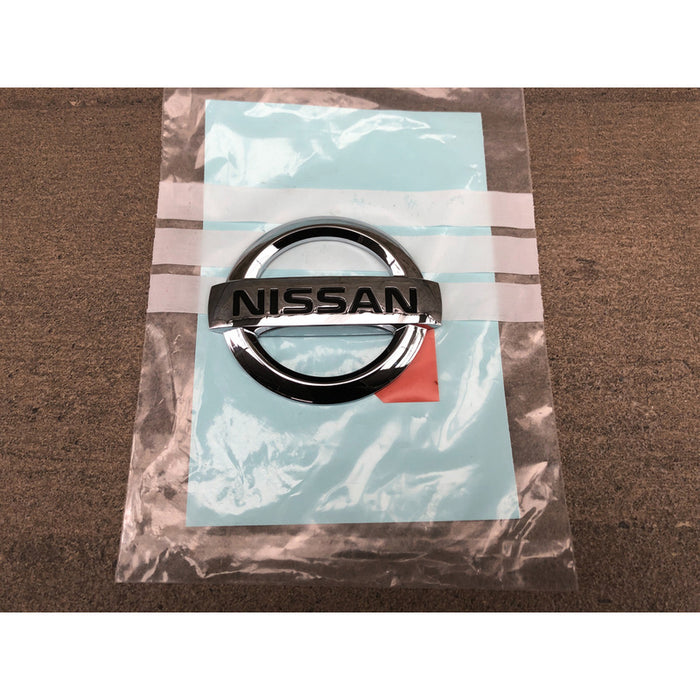 Emblema Delantero Nissan Tsuru 2005 Al 2017