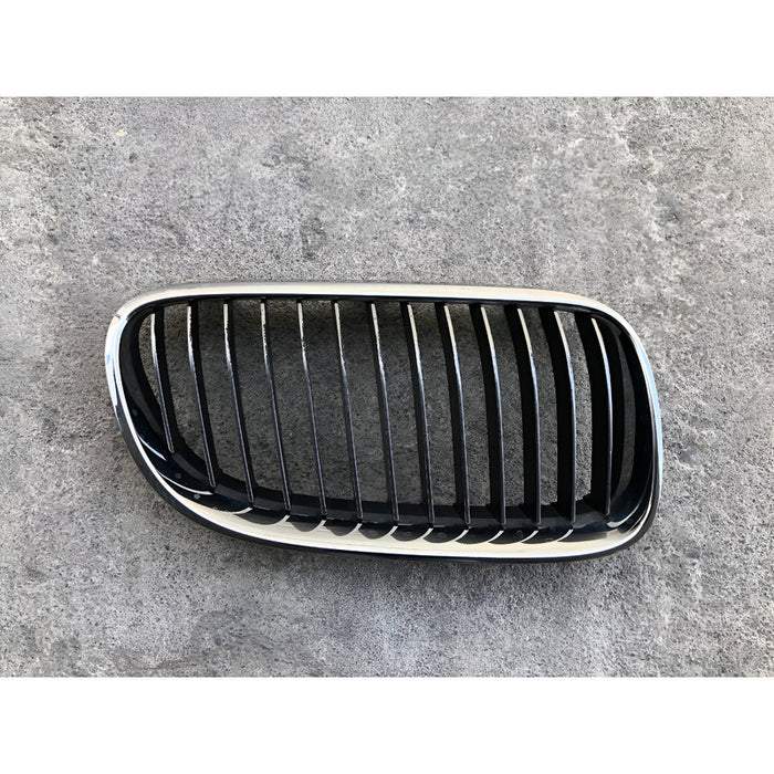Parrilla Superior Derecha Bmw 328i Coupe 2009 Al 2012