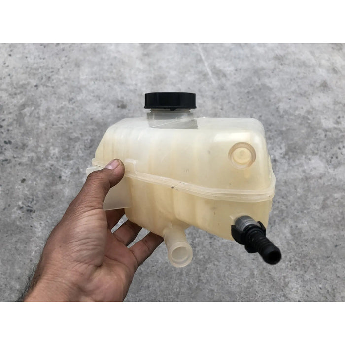 Deposito De Anticongelante Para Ford Fiesta 2011, 2012, 2013, 2014, 2015, 2016, 2017, 2018, 2019 (original)