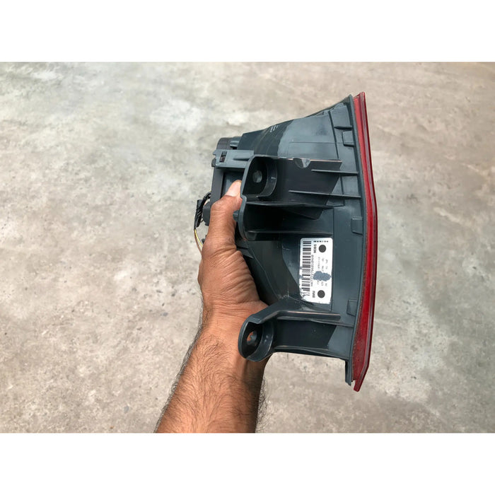 Calavera Derecha Exterior Original Para Bmw 328 Sedan 2012, 2013, 2014, 2015 Derecho/pasajero Rojo