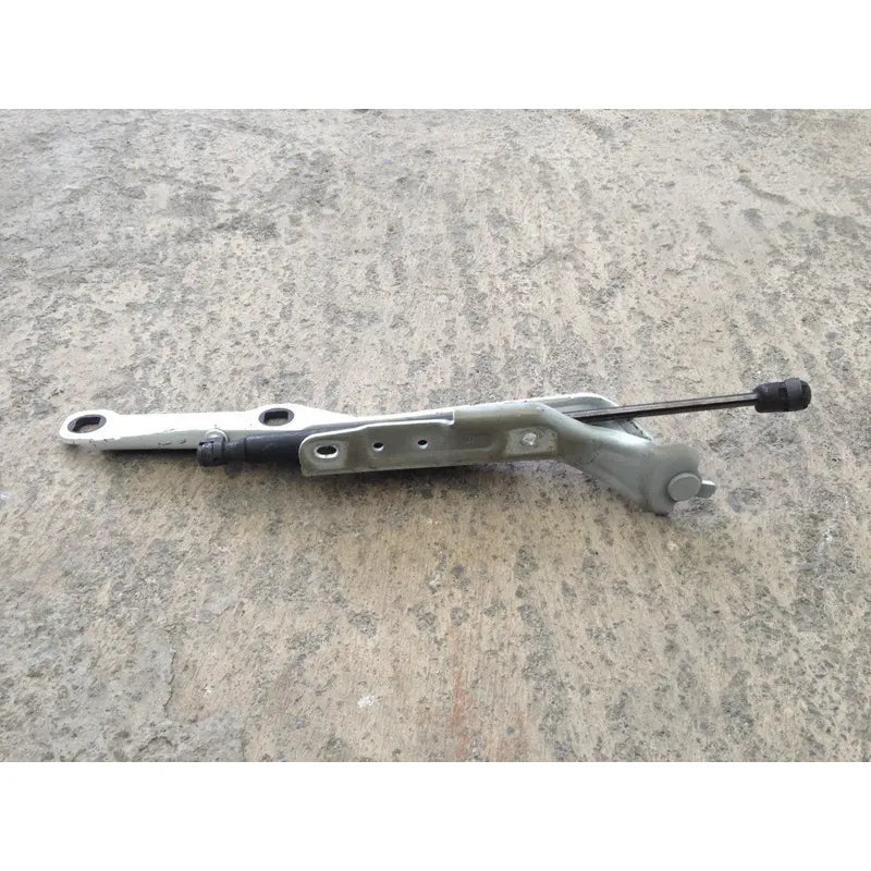 Bisagra De Cofre Derecha Para Chrysler 300, 300c 2012, 2013, 2014, 2015 - Original