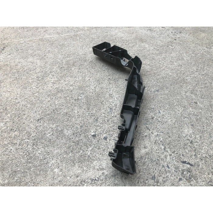 Guia De Defensa Delantera Izquierda Para Volkswagen Jetta 2008, 2009, 2010, 2011, 2012, 2013, 2014, 2015