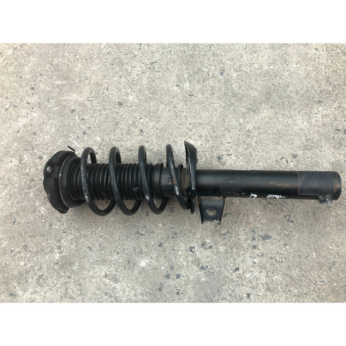 Amortiguador Delantero Izquierdo Jetta 2011 Al 2018 1.8