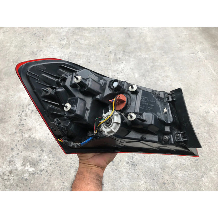 Calavera Derecha Original Para Forte Coupe 2014, 2015, 2016, 2017 Derecho/pasajero Rojo