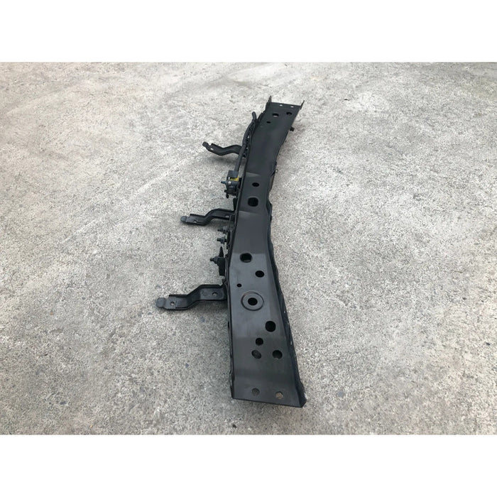 Sección Superior Marco Radiador Para Nissan Versa 2012, 2013, 2014, 2015, 2016, 2017, 2018, 2019