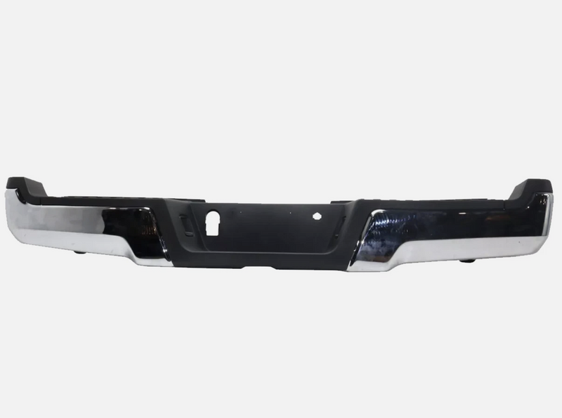 Defensa Trasera para Ford Super Duty 2017, 2018, 2019, 2020 (Completa, cromada, sin hoyos para sensores)