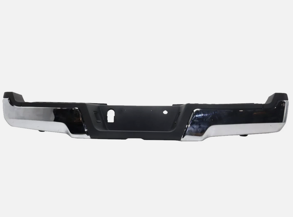 Defensa Trasera para Ford Super Duty 2017, 2018, 2019, 2020 (Completa, cromada, sin hoyos para sensores)